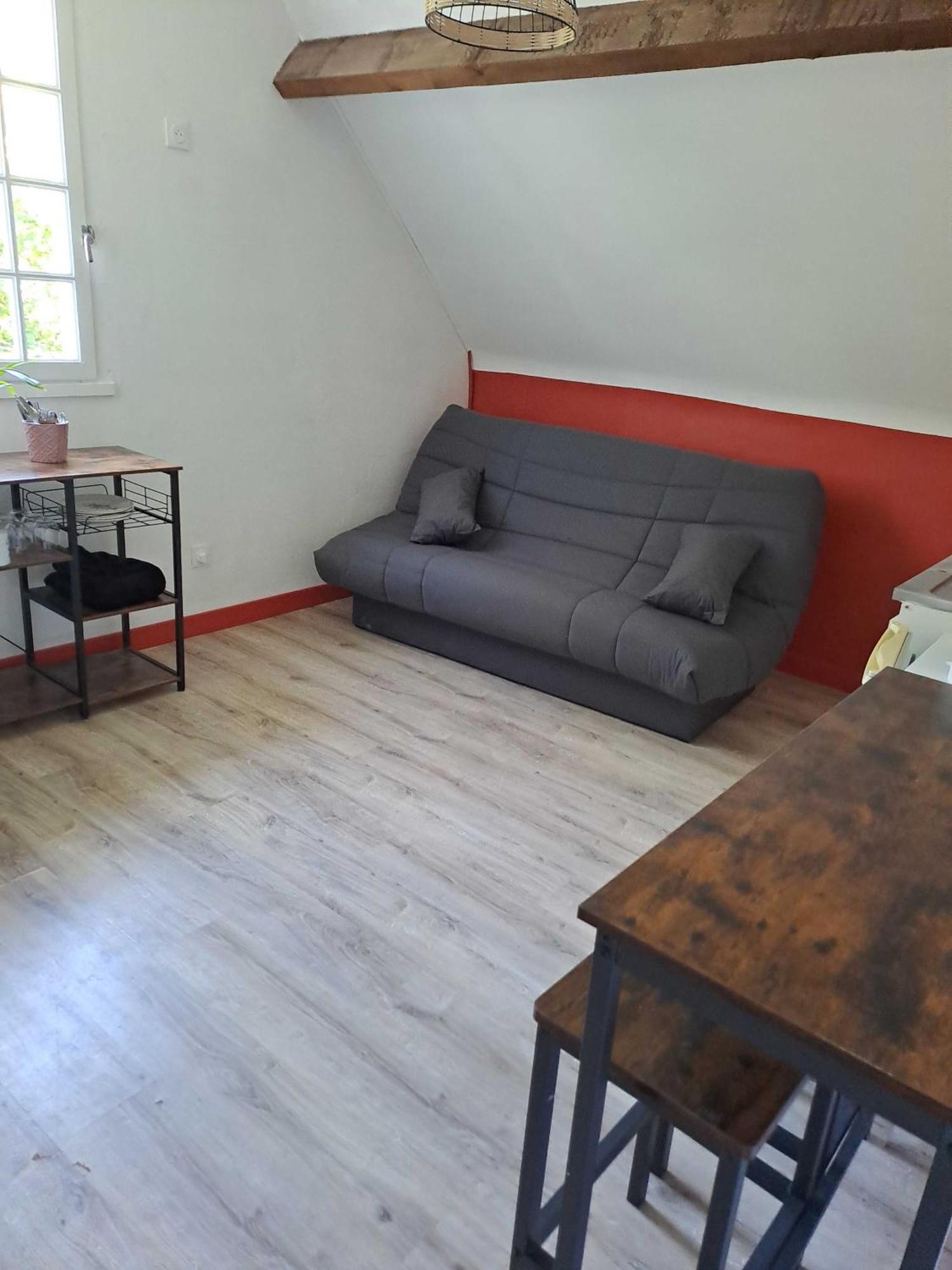 La Jufe Hotell Cormeilles  Exteriör bild