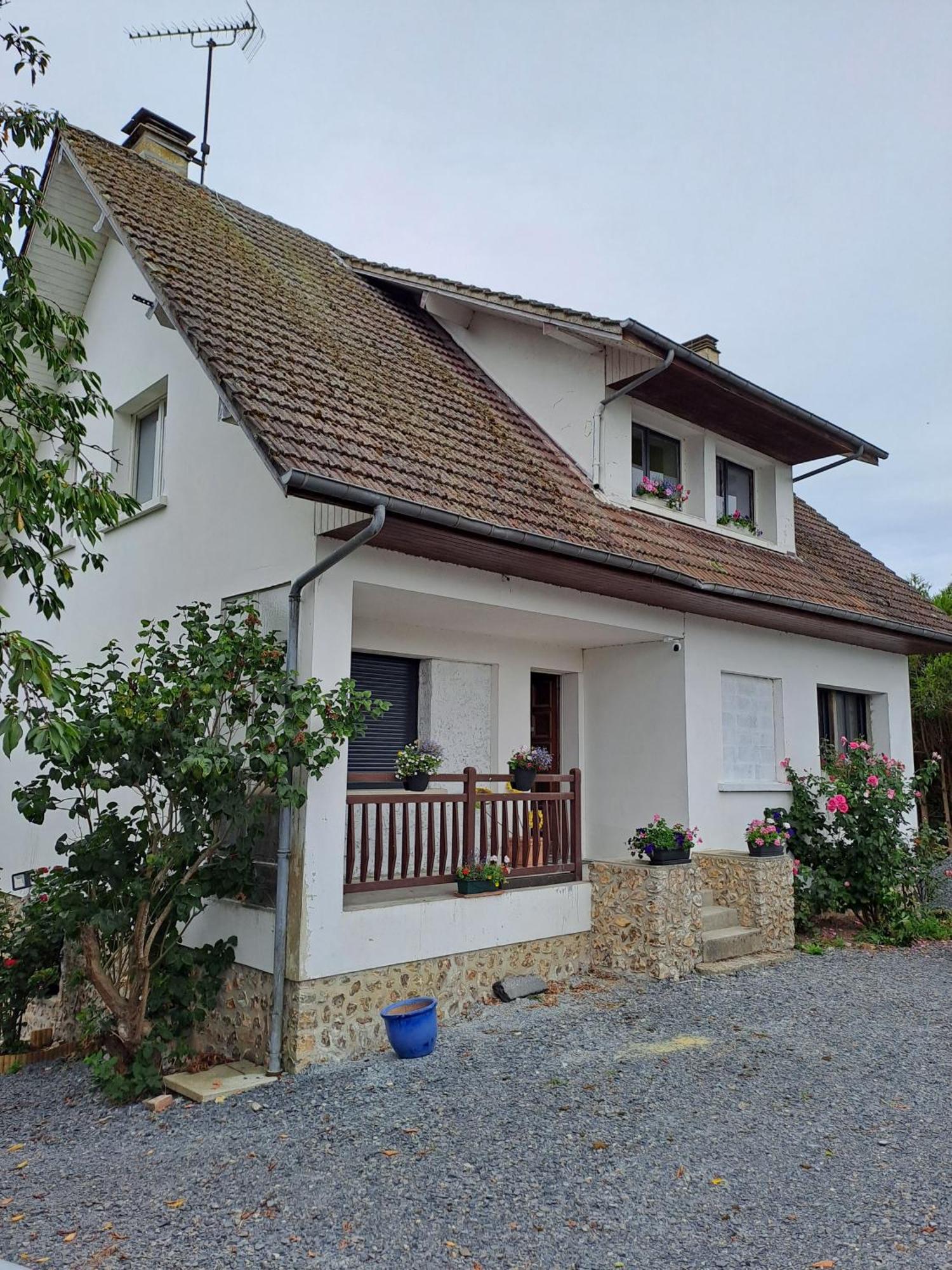 La Jufe Hotell Cormeilles  Exteriör bild